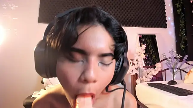 marlena3312 online show from March 1, 2025, 5:16 pm