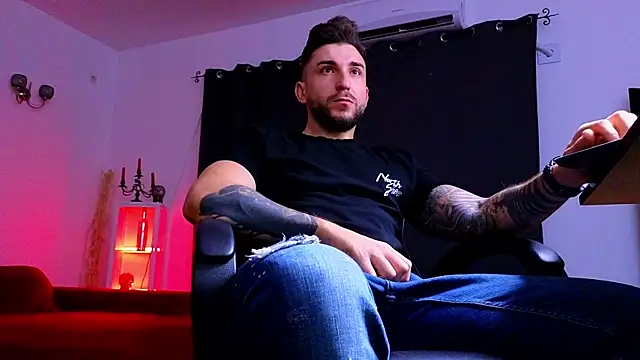 MightyAaron66 online show from September 29, 2025, 2:40 am