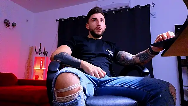 MightyAaron66 online show from October 16, 2025, 3:37 am