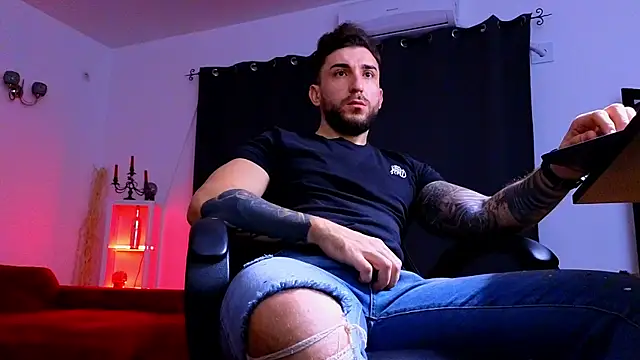 MightyAaron66 online show from November 29, 2025, 3:50 am