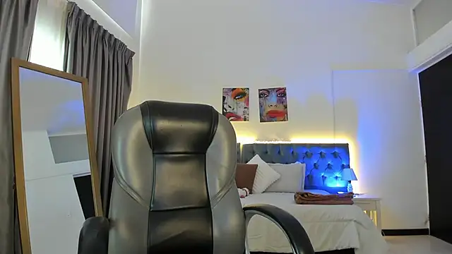 Tamy edwards online show from November 2, 2025, 2:11 pm