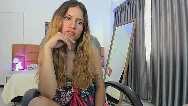 Snapshot of Tamy_edwards chatting on January 16, 2026, 8:02 pm Tamy edwards online show from January 16, 2026, 8:02 pm