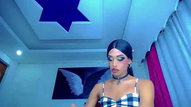 NahomiCamper online show from October 26, 2025, 10:21 pm