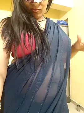 Snapshot of samitasharma chatting on March 21, 2025, 3:35 pm samitasharma online show from March 21, 2025, 3:35 pm