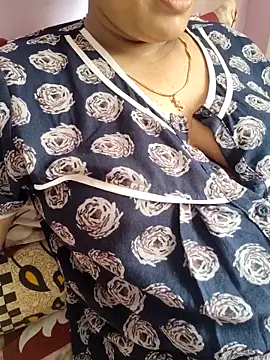 Snapshot of samitasharma chatting on September 11, 2025, 5:18 am samitasharma online show from September 11, 2025, 5:18 am