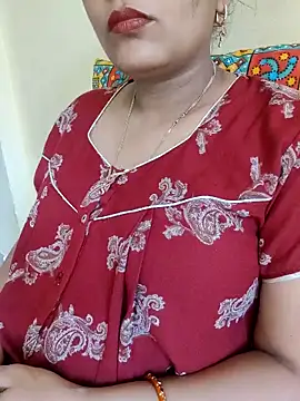 Snapshot of samitasharma chatting on September 9, 2025, 6:34 am samitasharma online show from September 9, 2025, 6:34 am