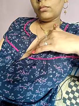 Snapshot of samitasharma chatting on October 17, 2025, 5:11 am samitasharma online show from October 17, 2025, 5:11 am