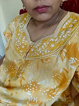 Snapshot of samitasharma chatting on September 16, 2025, 6:14 am samitasharma online show from September 16, 2025, 6:14 am