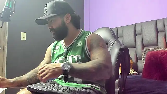 Lyon vach online show from November 11, 2025, 5:41 pm