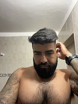 Lyon vach online show from January 9, 2026, 9:44 pm