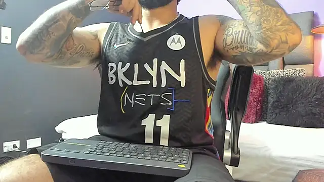 Lyon vach online show from September 18, 2025, 9:18 pm