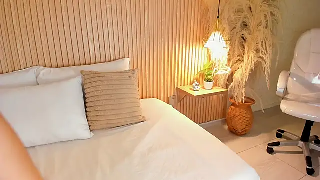 ArticaBelle online show from March 5, 2026, 4:20 am