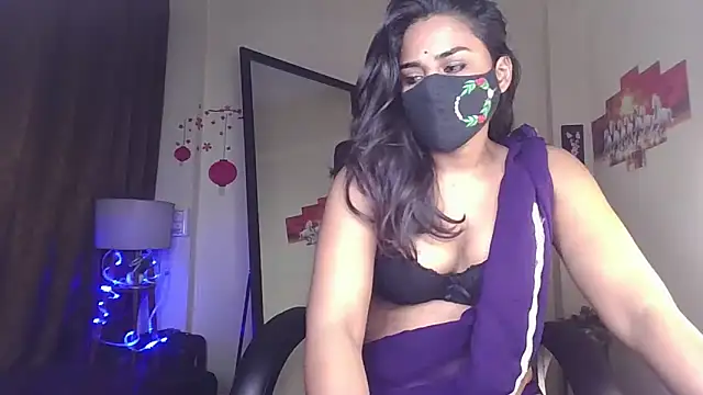 Black-Pearll online show from March 11, 2026, 2:22 pm