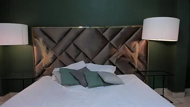 Mia Elowen online show from March 10, 2025, 10:34 pm