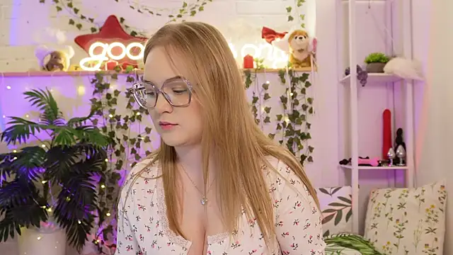 MonicaAsis online show from March 7, 2026, 6:02 pm