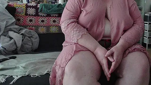sweet curvy C online show from May 28, 2026, 11:49 am
