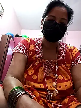 Snapshot of Tamil_sreelekha chatting on February 14, 2025, 12:51 am Tamil sreelekha online show from February 14, 2025, 12:51 am