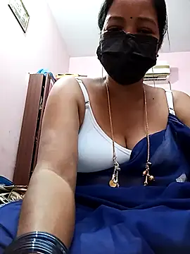 Snapshot of Tamil_sreelekha chatting on March 20, 2025, 4:42 pm Tamil sreelekha online show from March 20, 2025, 4:42 pm