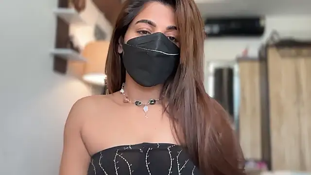 Hotty-Sana online show from April 12, 2026, 6:05 am