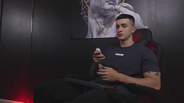 JacksonOlsenn online show from November 22, 2025, 8:29 pm