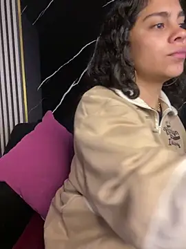 Snapshot of NINA_18_YEARS chatting on March 20, 2025, 10:07 pm NINA 18 YEARS online show from March 20, 2025, 10:07 pm