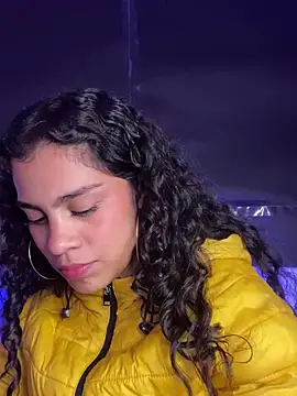 Snapshot of NINA_18_YEARS chatting on March 19, 2025, 12:59 am NINA 18 YEARS online show from March 19, 2025, 12:59 am