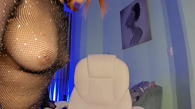 Snapshot of TinaJonnes_ chatting on September 19, 2025, 7:34 am TinaJonnes online show from September 19, 2025, 7:34 am