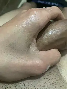 alex-riadh online show from January 12, 2025, 1:37 pm