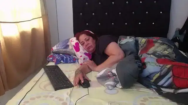 merryymaturee  online show from March 20, 2025, 9:24 pm