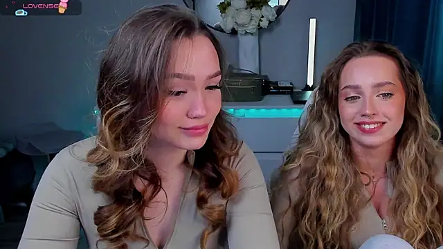 Evia r0se online show from February 7, 2026, 5:32 pm