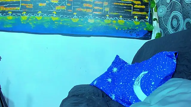 ANEVANS2 online show from February 17, 2025, 3:33 pm