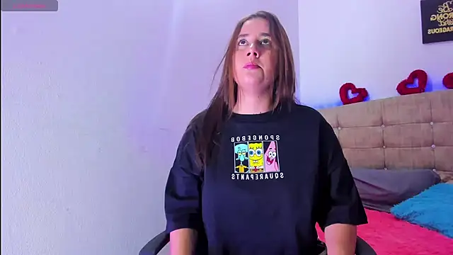 Snapshot of Catherine_summer1 chatting on November 5, 2025, 10:24 pm Catherine summer1 online show from November 5, 2025, 10:24 pm