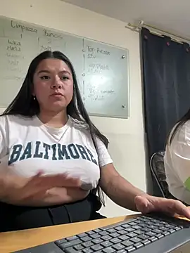 Snapshot of Catherine_summer1 chatting on January 8, 2025, 5:16 am Catherine summer1 online show from January 8, 2025, 5:16 am