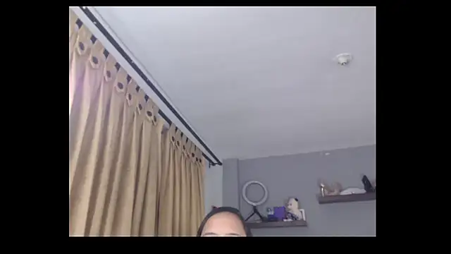 SusanLeroy online show from September 18, 2025, 10:29 am