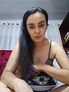 Samantha Sullivan  online show from April 18, 2026, 2:58 am