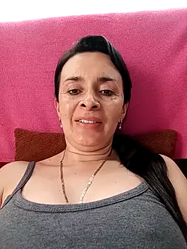 Samantha Sullivan  online show from March 20, 2025, 11:49 am