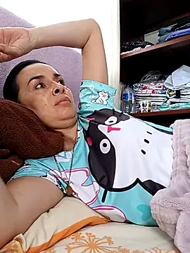 Samantha Sullivan  online show from October 2, 2025, 12:19 pm