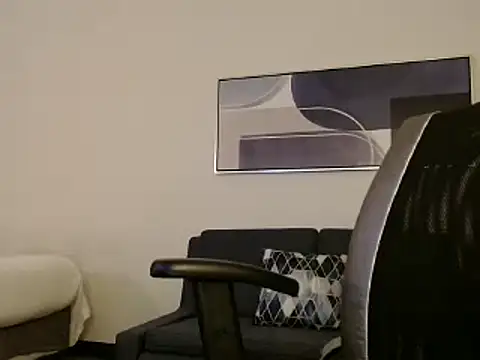 overaveragefreak4you online show from March 21, 2025, 3:44 am