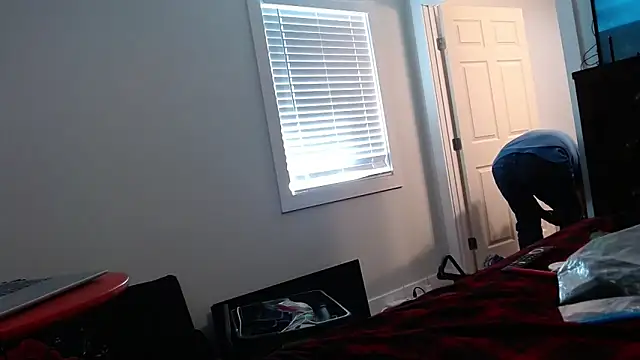 overaveragefreak4you online show from March 7, 2025, 9:27 pm