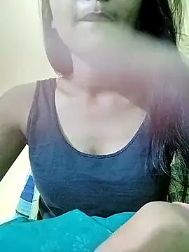 MISSQUEEN48 online show from March 12, 2025, 3:29 pm