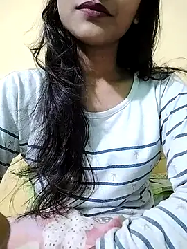 MISSQUEEN48 online show from January 6, 2026, 5:44 am