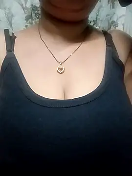 sajida34 online show from October 13, 2025, 11:27 pm