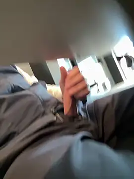 thehornyguy97 online show from April 1, 2026, 11:22 am