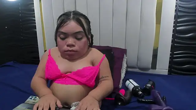 Michelle Brooks online show from February 4, 2025, 7:55 pm