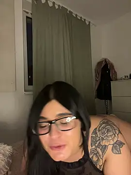 alexaandreea99 online show from December 14, 2024, 9:56 pm