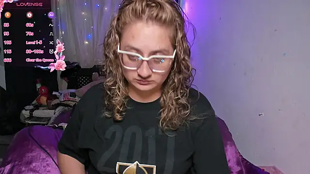 AnnieBigBoobs online show from January 25, 2025, 9:25 pm