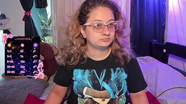 AnnieBigBoobs online show from October 16, 2025, 9:01 pm