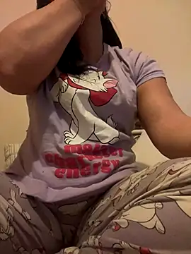 sabrina101 online show from November 6, 2025, 7:07 pm