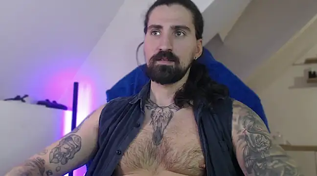 MateoHunk online show from February 22, 2025, 4:30 pm