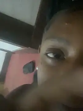 pretinhanovinha online show from March 22, 2025, 5:06 am